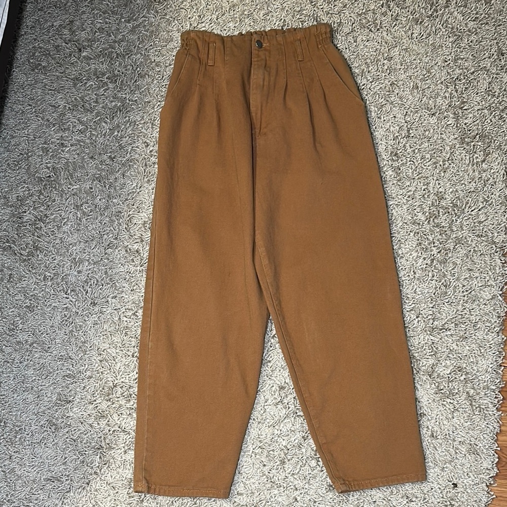 Aaron & Amber Pleated Elastic Waist Brown Pants Size Medium‎